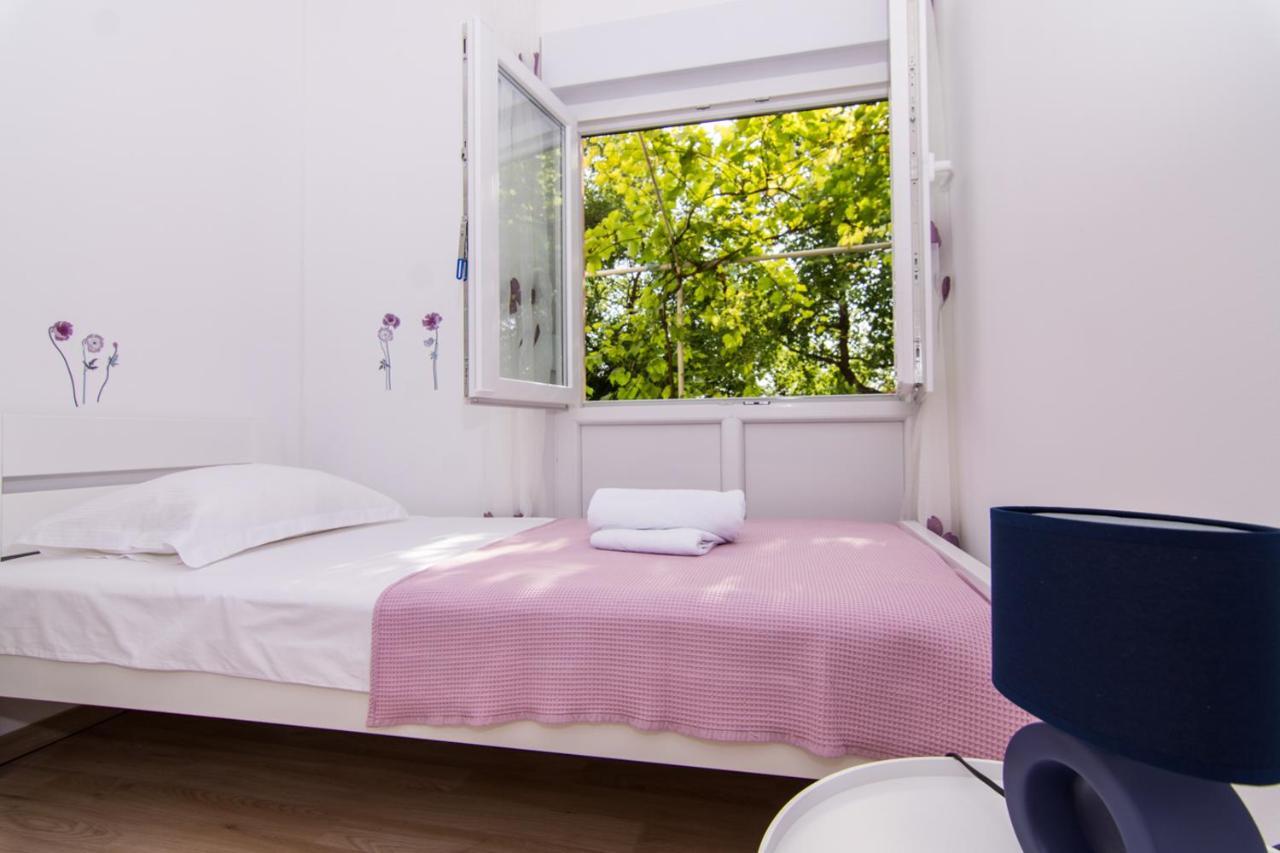 Apartman Sun Solin Lejlighed Eksteriør billede